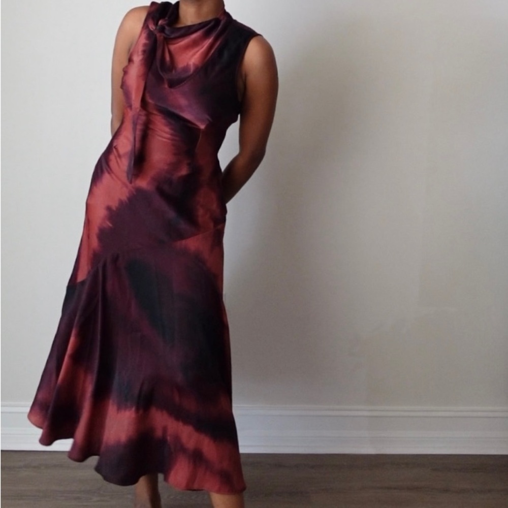 DKNY Elegant Tie-Dye Sleeveless Dress